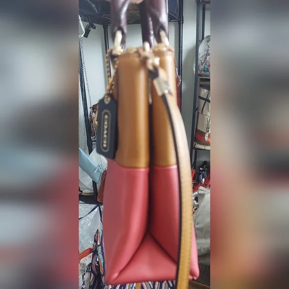 COACH Borough Retro Two-Tone Leather Handbag - Picture 4 of 8